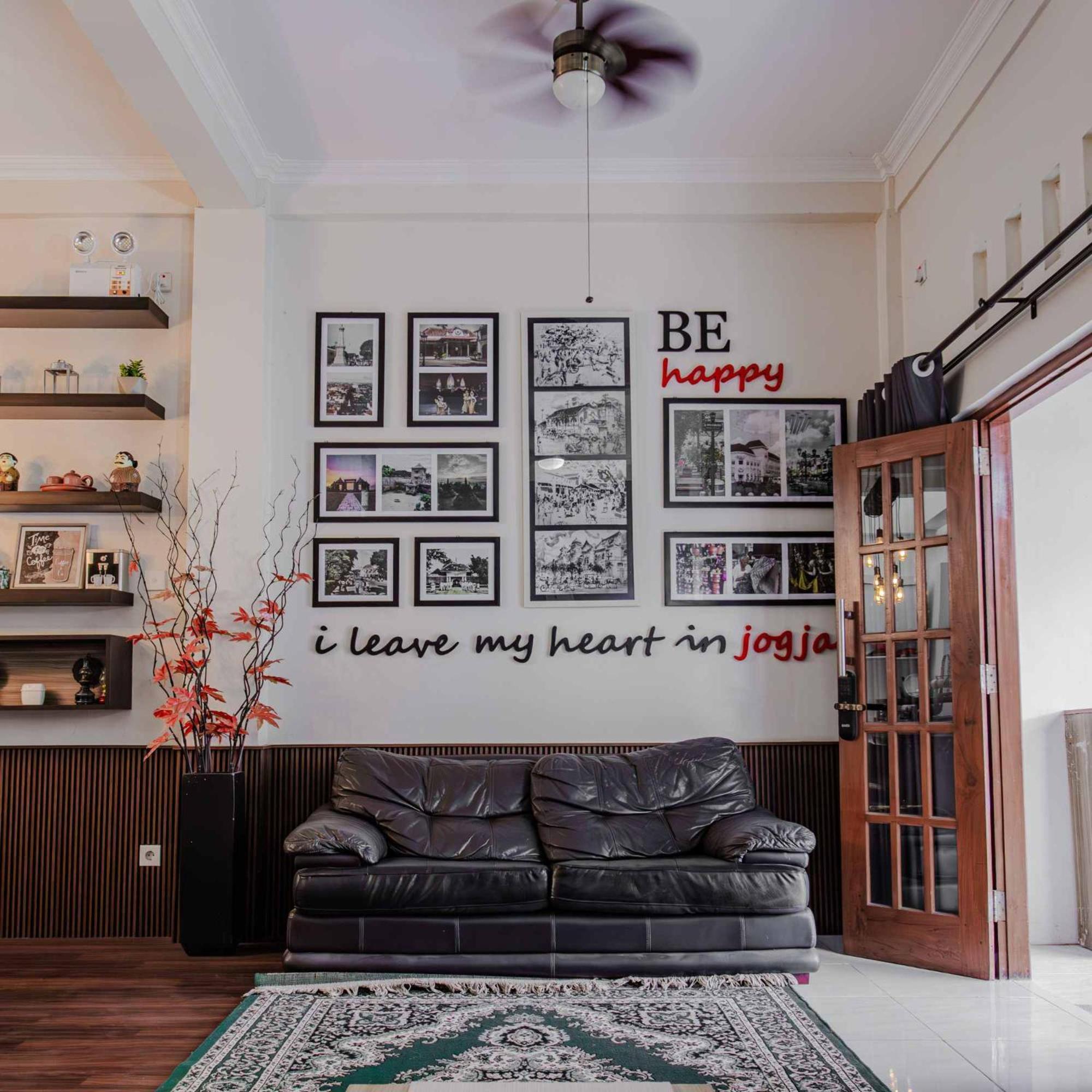 Inez Homestay Yogyakarta Extérieur photo